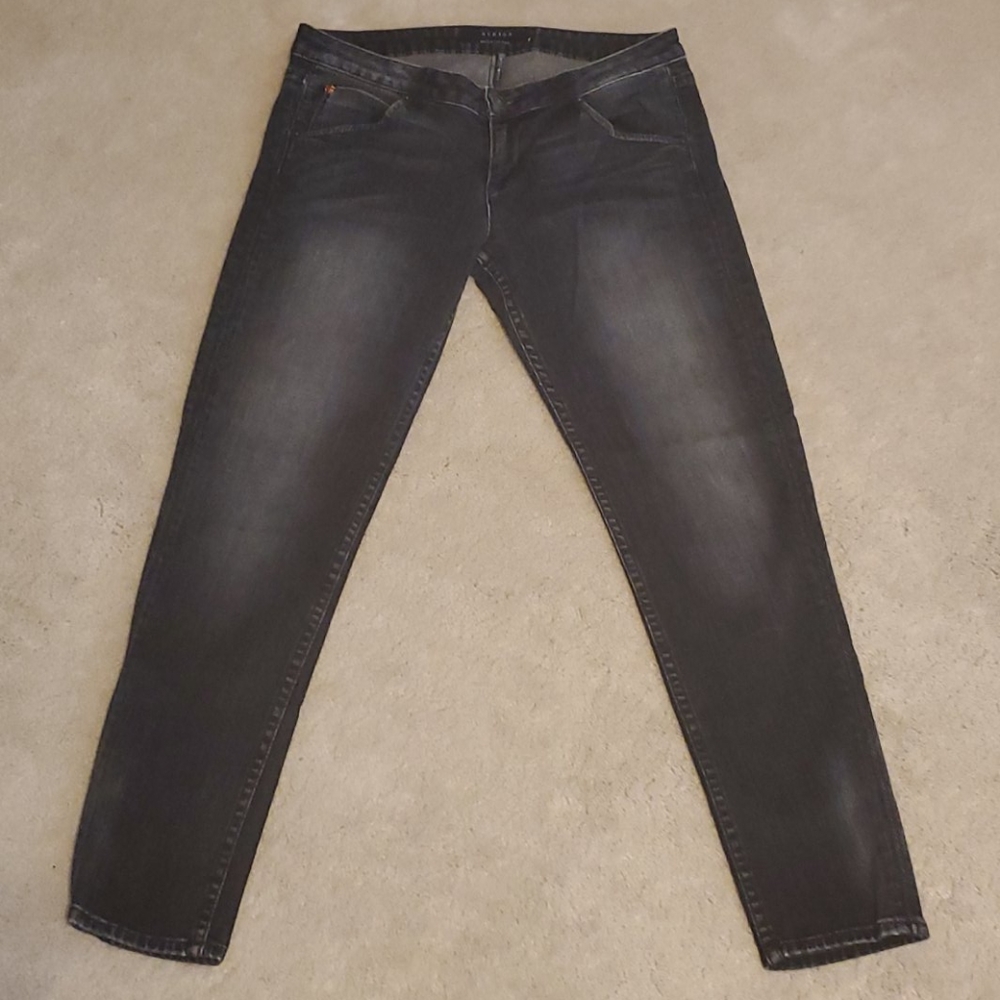Hudson dark wash jeans Sz 29